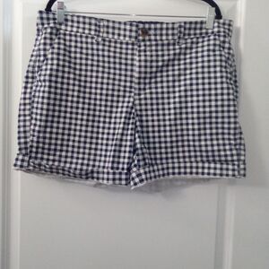 Old Navy Navy and White Checkered Women's Shorts Size XL